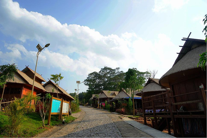 1566891880212600.jpg 【博航旅游特色村】.jpg