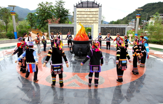 1566960872489831.png 江城2.png