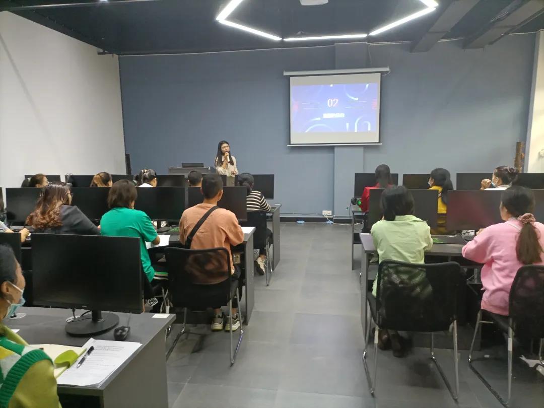 1637550582810168.jpg 講話(huà)1.jpg