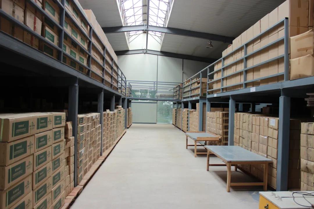 1637650532148871.jpg 06.jpg